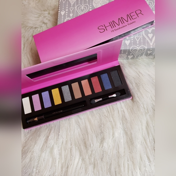 Shimmer 10 Color Eyeshadow Palette From Profusion With Eyeliner & Brush - Picture 3 of 4